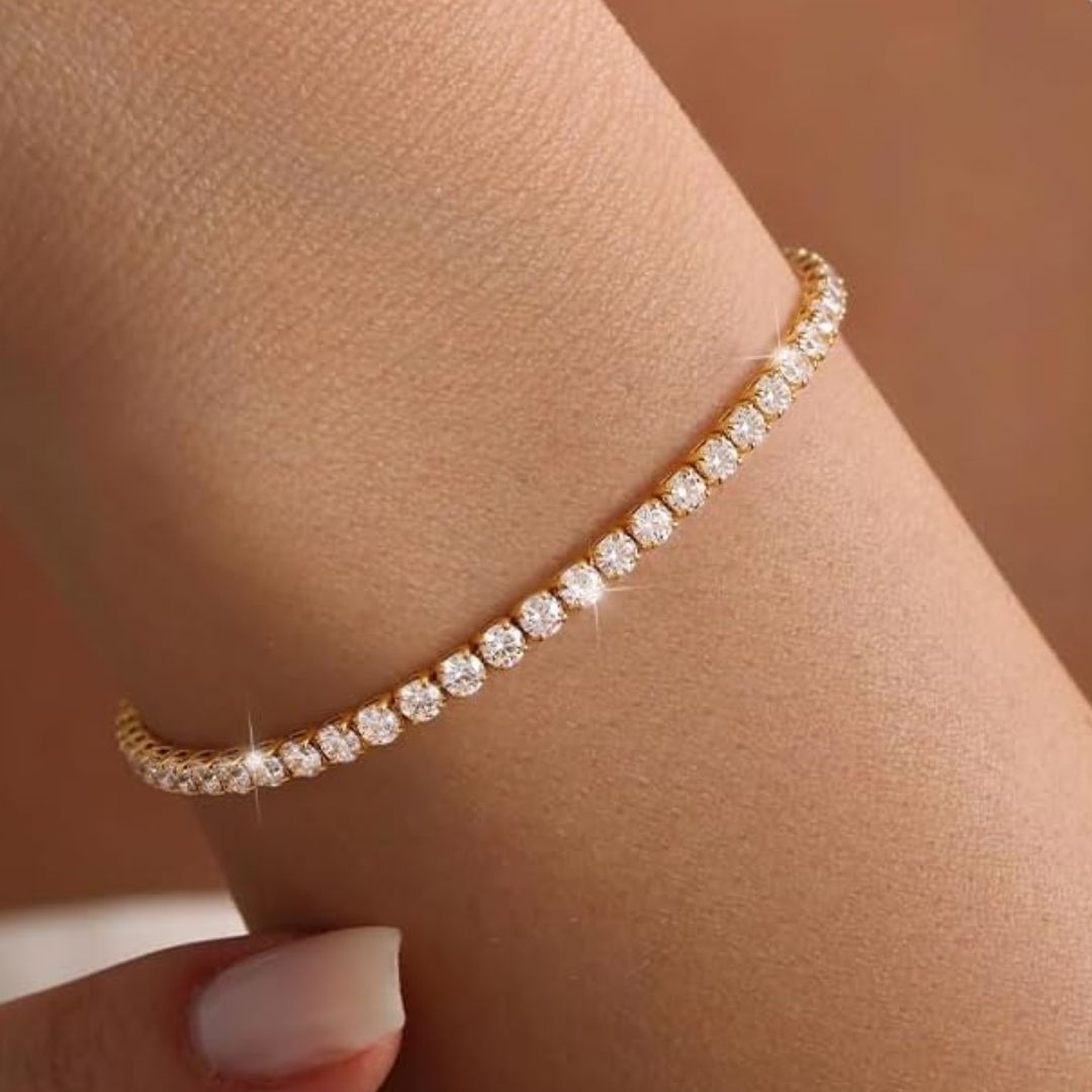 Sofia – Elegant tennisarmband i guld med gnistrande zirkoner